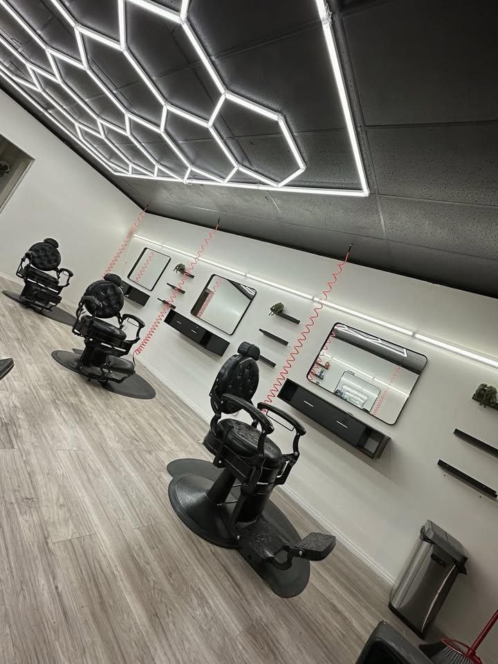 Barber tools and setup